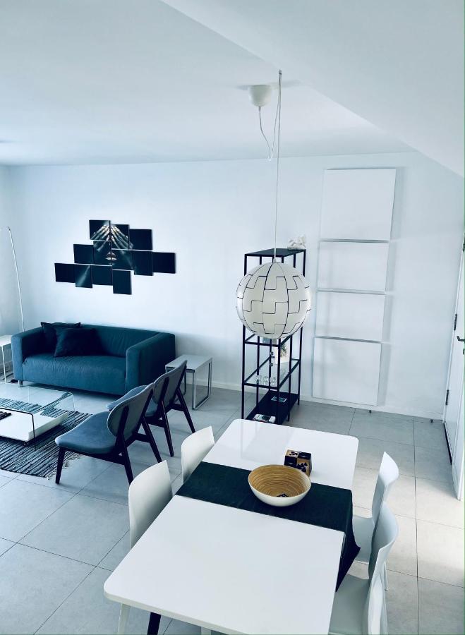 Trendy Casa Linea Villa ปลายาบลังกา ภายนอก รูปภาพ